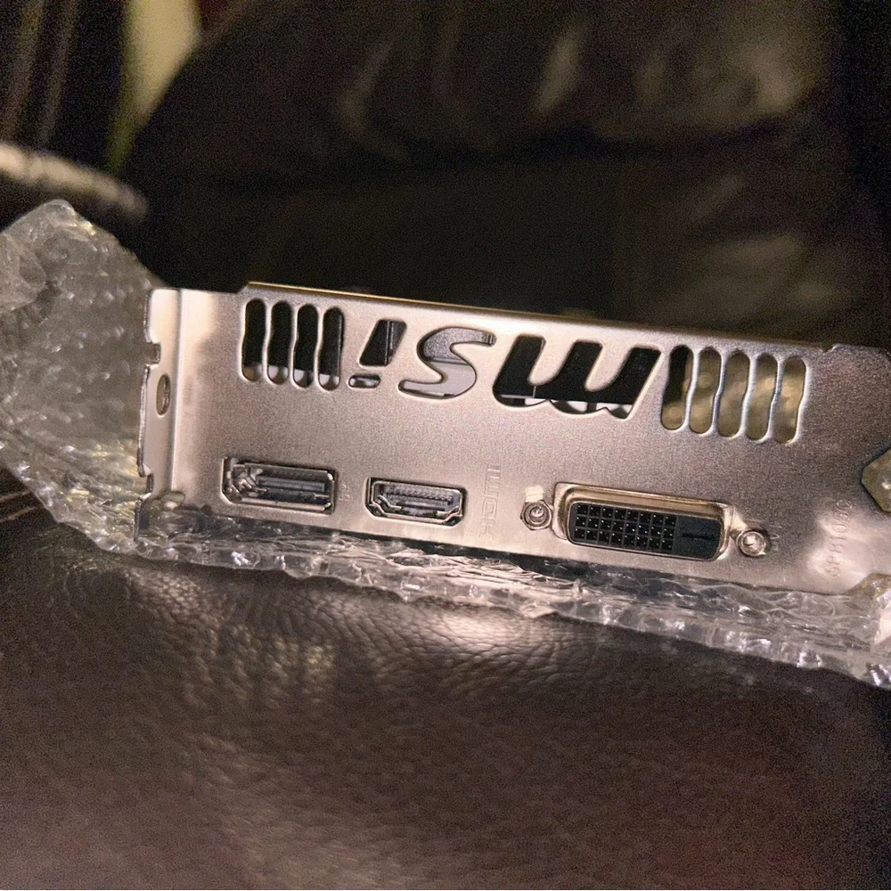 I’m selling my 1050 gpu with dual fans used only for 2 months
